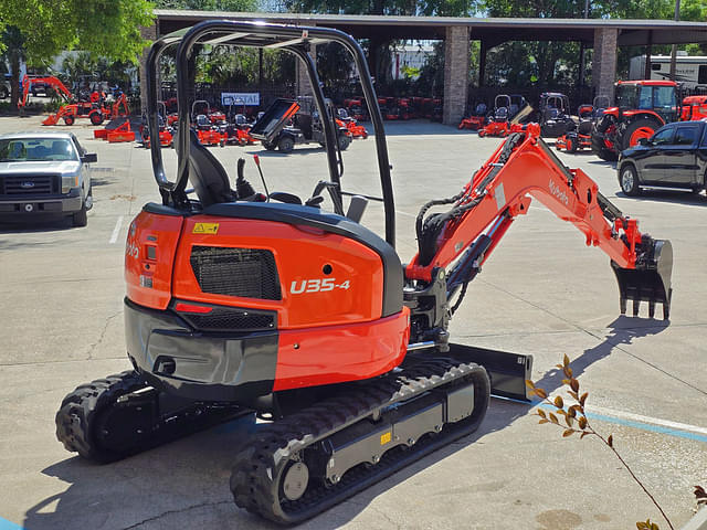 Image of Kubota U35-4 equipment image 2