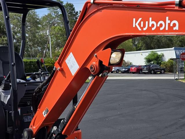 Image of Kubota U35-4 equipment image 4