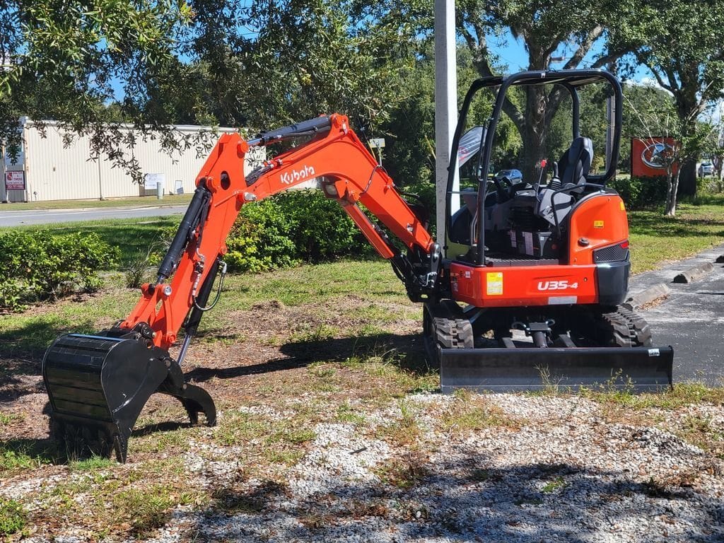 2025 Kubota U35-4 Equipment Image0