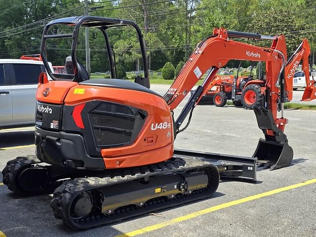 Image of Kubota U48-5 equipment image 2