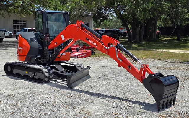 Image of Kubota U48-5 equipment image 1