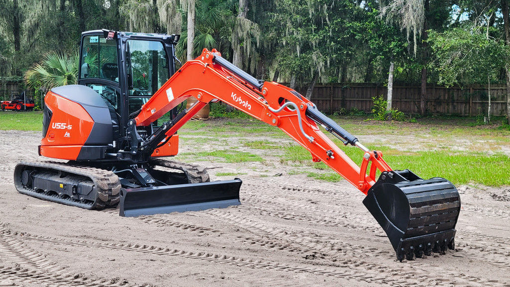 2025 Kubota U55-5 Equipment Image0