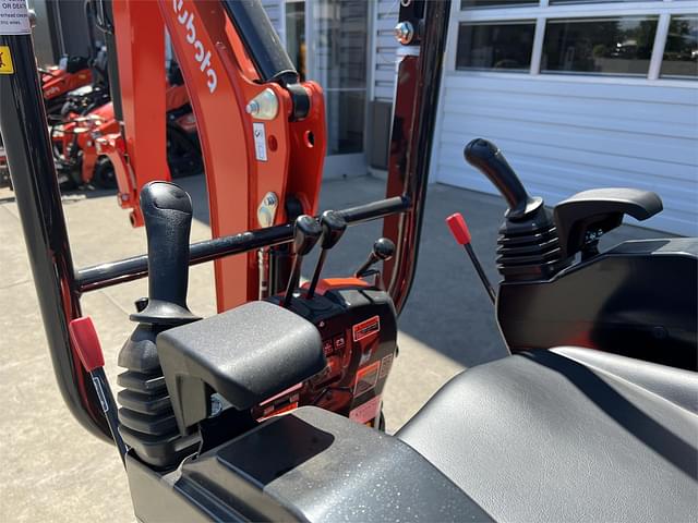 Image of Kubota U10-5 equipment image 4