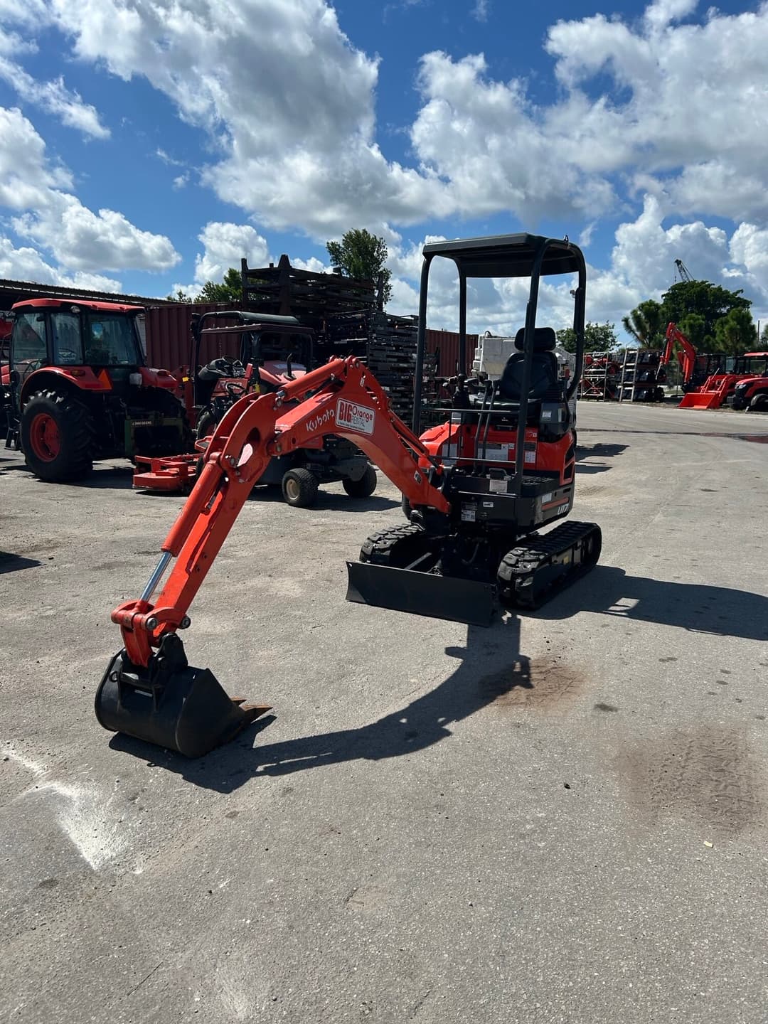 Image of Kubota U17VR1 Image 0