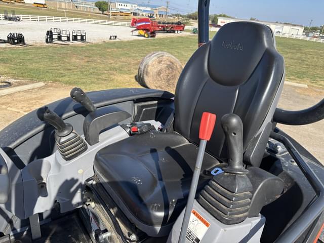 Image of Kubota U35-4 equipment image 2