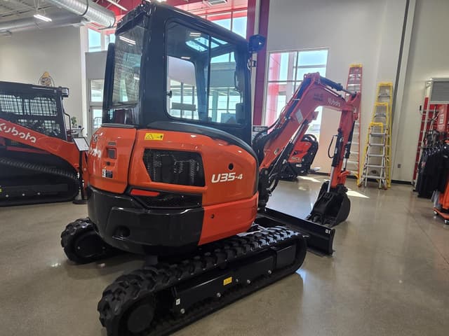 Image of Kubota U35-4 equipment image 3