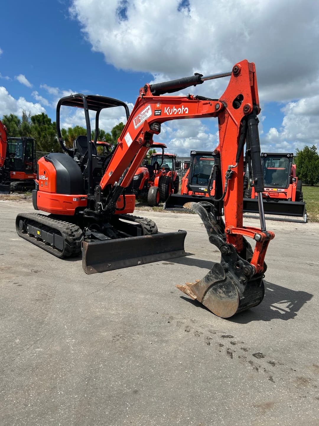 Image of Kubota U35-4R1A Image 1