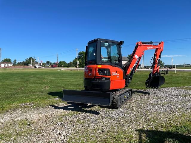 Image of Kubota U35-4 equipment image 1