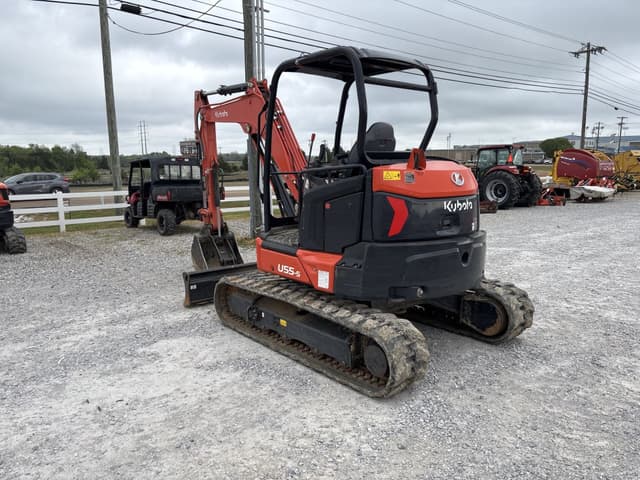 Image of Kubota U55-5 equipment image 4