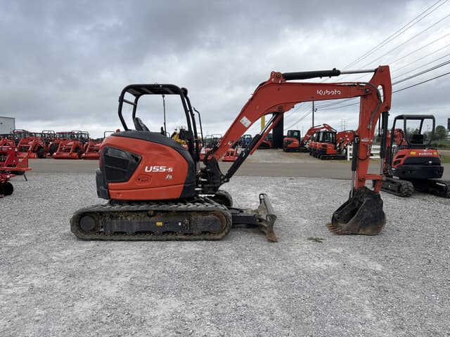 Image of Kubota U55-5 equipment image 1