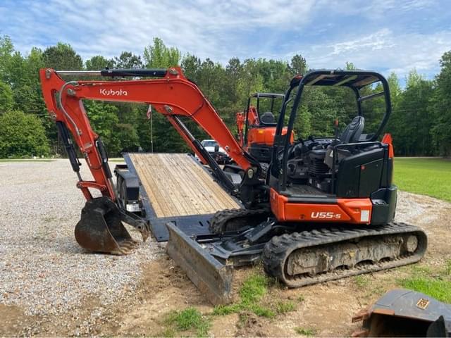 Image of Kubota U55-5 equipment image 4