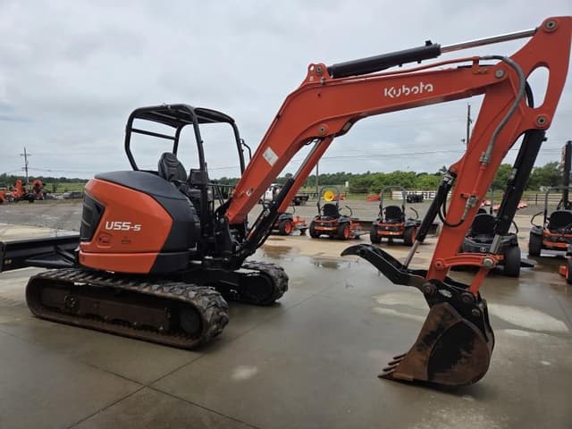 Image of Kubota U55-5R1 equipment image 4