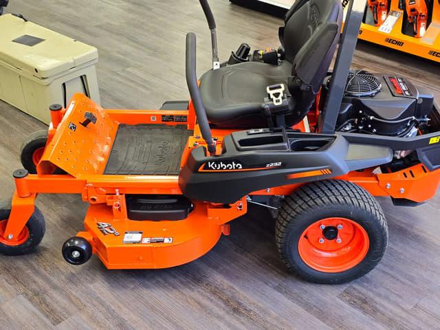 Image of Kubota Z232KW-42 equipment image 2