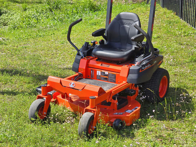 Image of Kubota Z232KW-42 equipment image 1