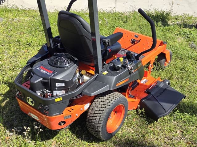 Image of Kubota Z232KW-42 equipment image 2