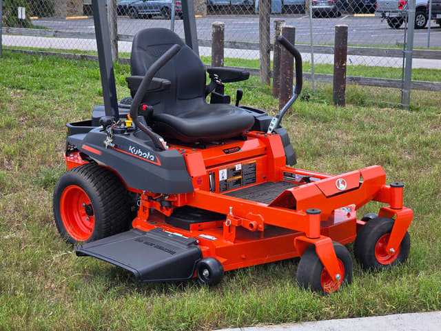 Image of Kubota Z232KW-42 equipment image 2