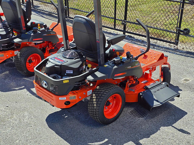 Image of Kubota Z232 equipment image 3