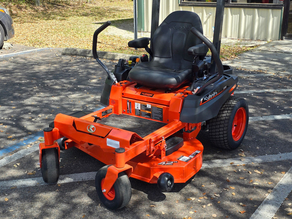 2026 Kubota Z232KW-42 Equipment Image0