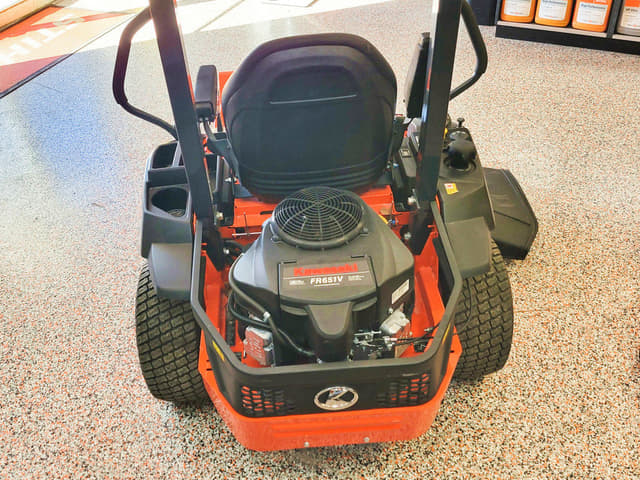 Image of Kubota Z232KW-42 equipment image 3