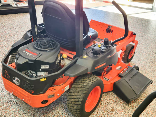 Image of Kubota Z232KW-42 equipment image 2