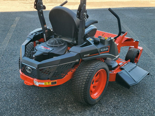 Image of Kubota Z242 equipment image 2