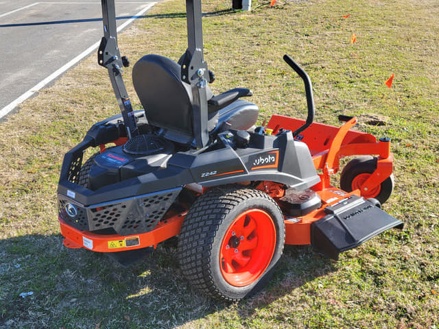 Image of Kubota Z242KW-48 equipment image 1