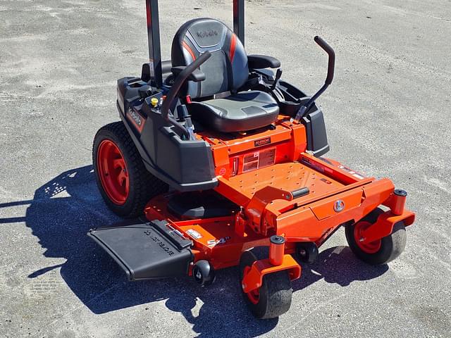 Image of Kubota Z252 equipment image 2