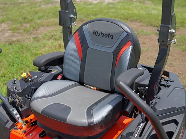 Image of Kubota Z252 equipment image 4