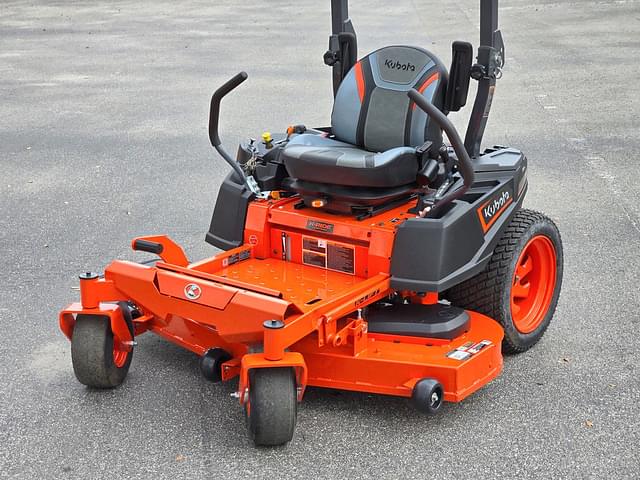 Image of Kubota Z252 equipment image 2