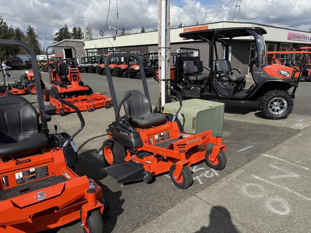 Image of Kubota Z231 equipment image 2