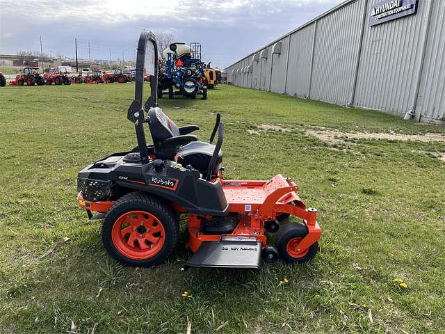 Image of Kubota Z242 equipment image 4
