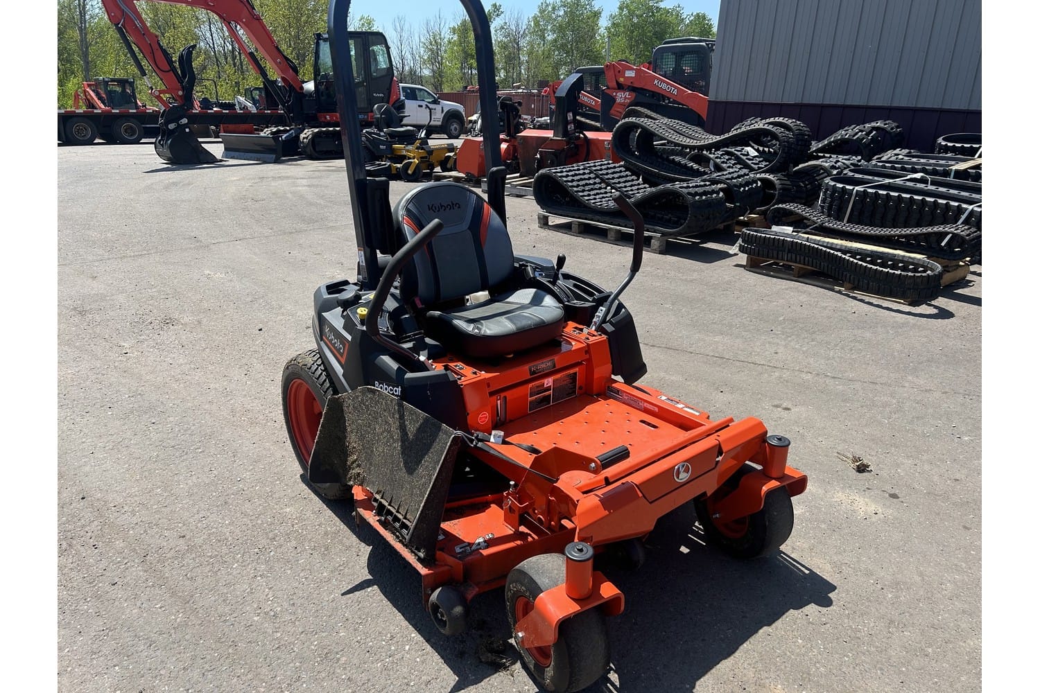 2024 Kubota Z252KH-54 Equipment Image0