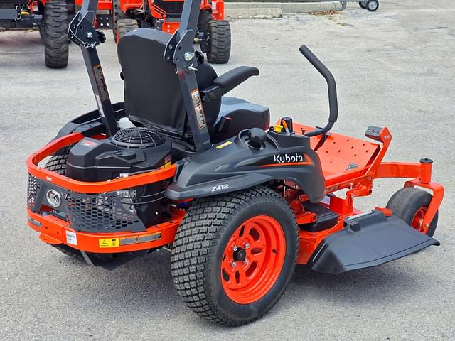 Image of Kubota Z412KW equipment image 3