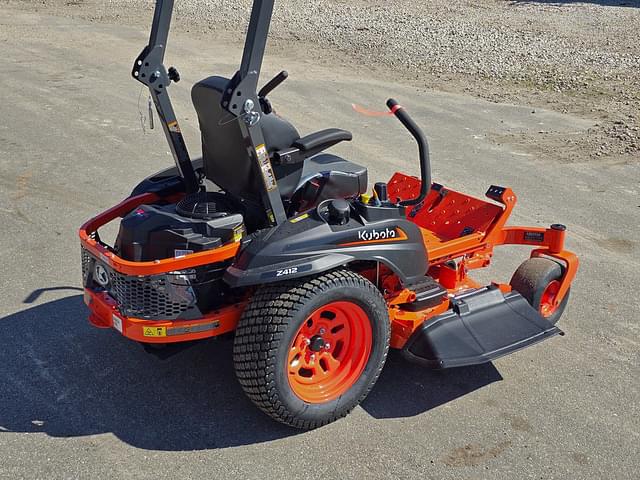 Image of Kubota Z412KW equipment image 3