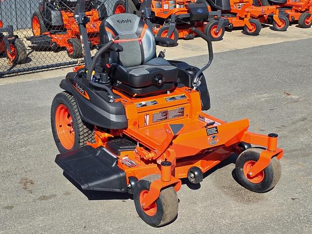 Image of Kubota Z412KW equipment image 1