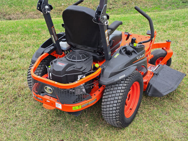 Image of Kubota Z412KW-48 equipment image 4