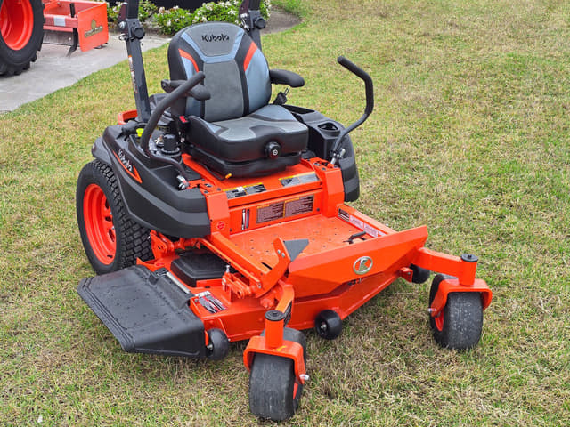 Image of Kubota Z412KW-48 equipment image 1
