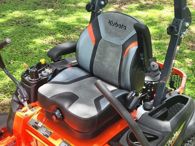 Image of Kubota Z412KW-48 equipment image 4