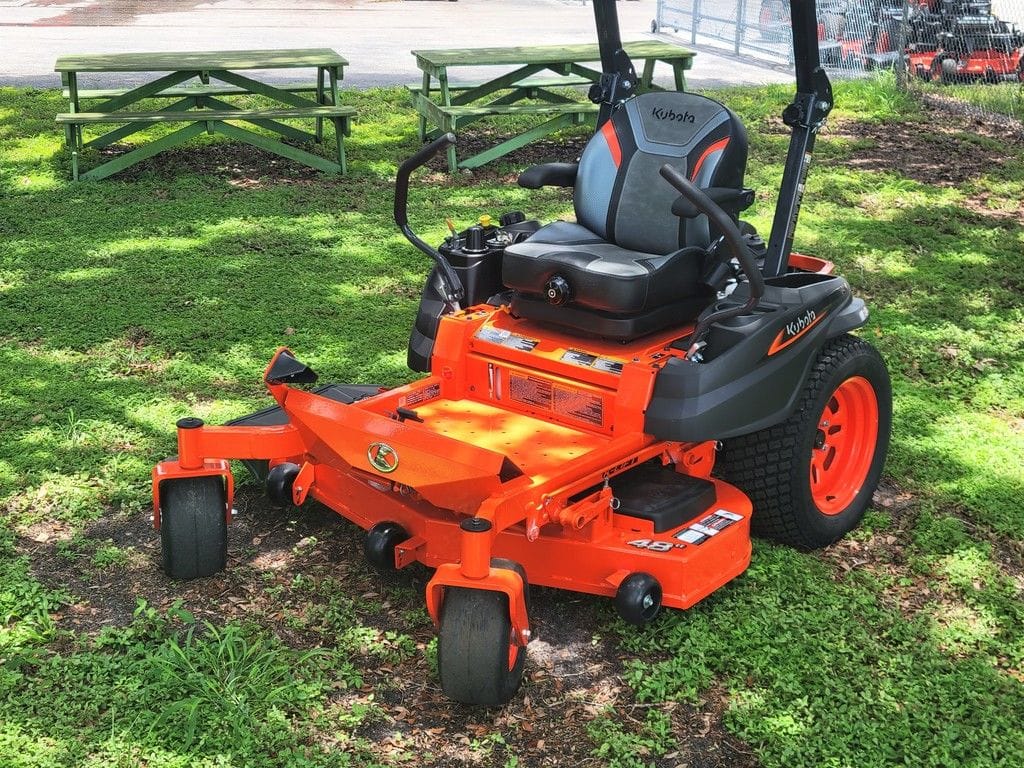 2024 Kubota Z412KW-48 Equipment Image0