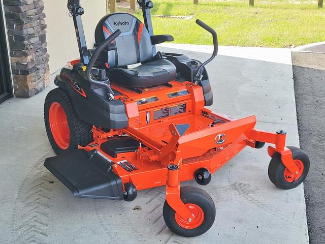 Image of Kubota Z421 equipment image 1