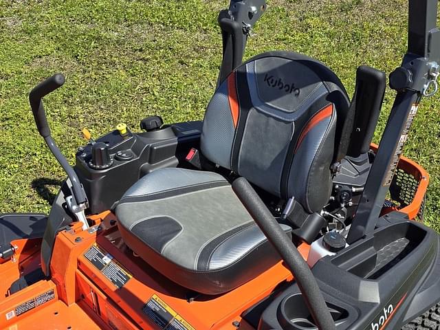 Image of Kubota Z421 equipment image 4