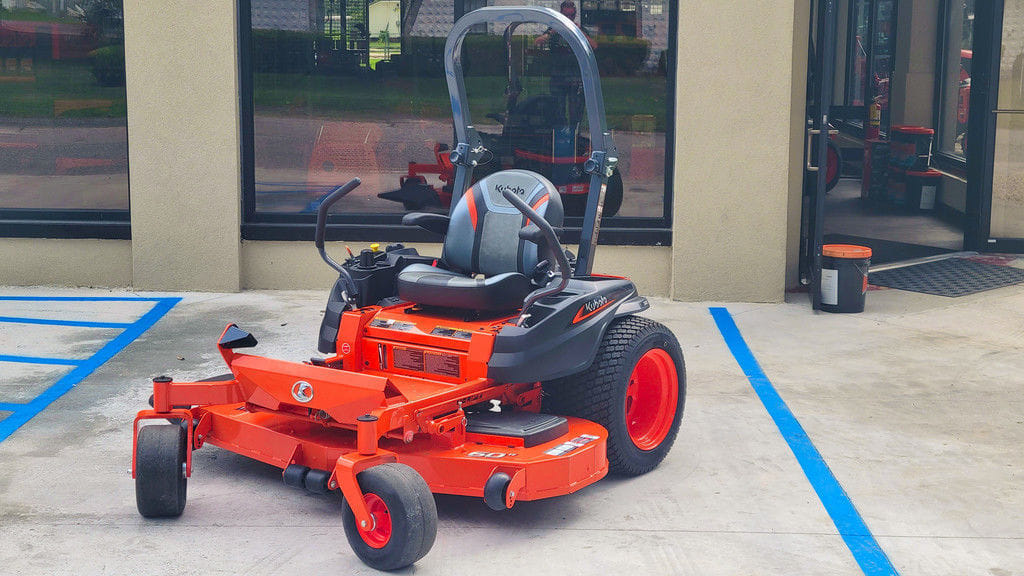 2023 Kubota Z421KWTNC-60 Equipment Image0