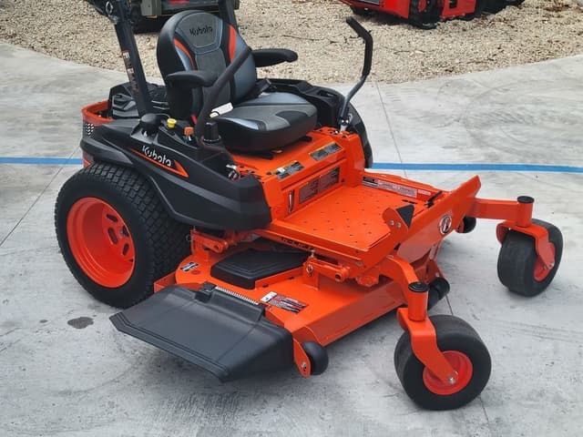 Image of Kubota Z421KWTNC-60 equipment image 2