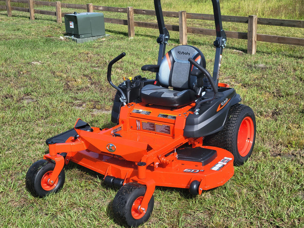 2026 Kubota Z421KWTNC-60 Equipment Image0