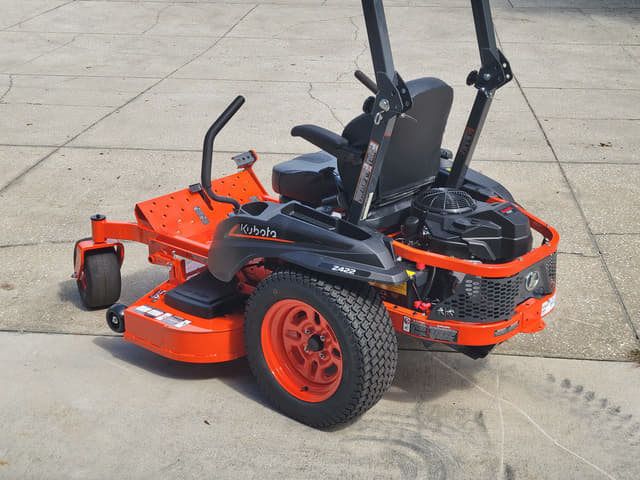 Image of Kubota Z422KWNC-54 equipment image 3