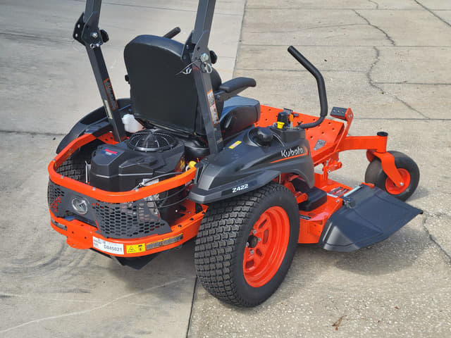Image of Kubota Z422KWNC-54 equipment image 4