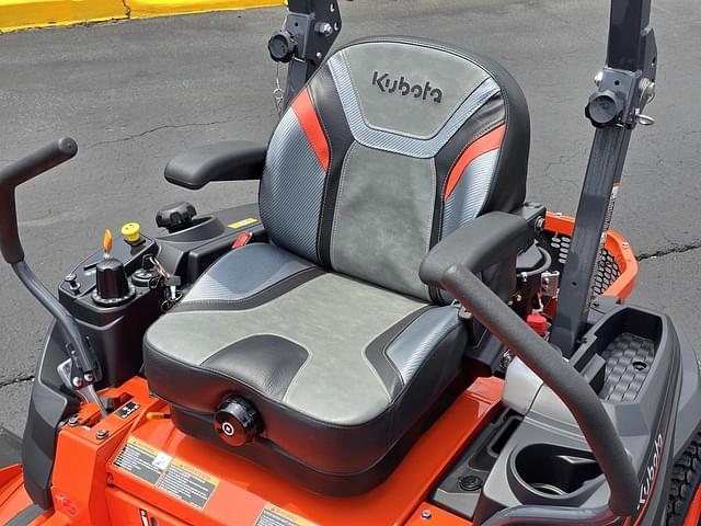 Image of Kubota Z422KW-54 equipment image 2