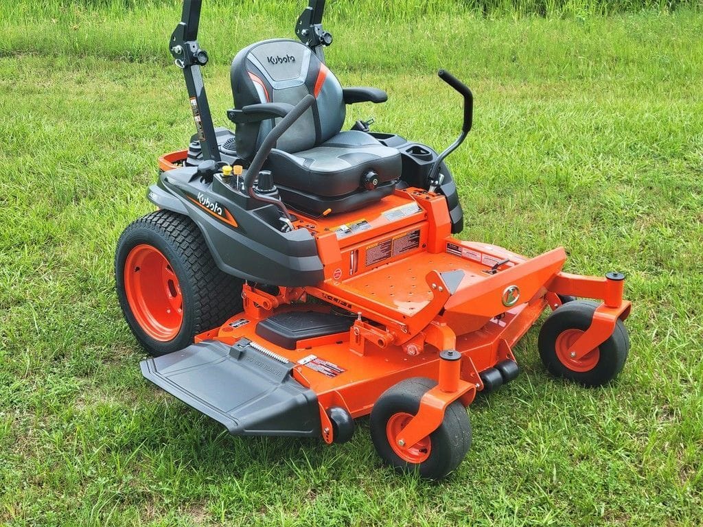 2023 Kubota Z422KWTNC-60 Equipment Image0