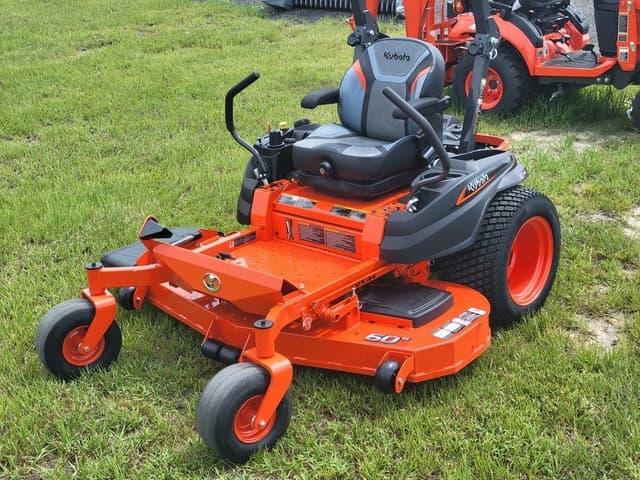 Image of Kubota Z422KWTNC-60 equipment image 2
