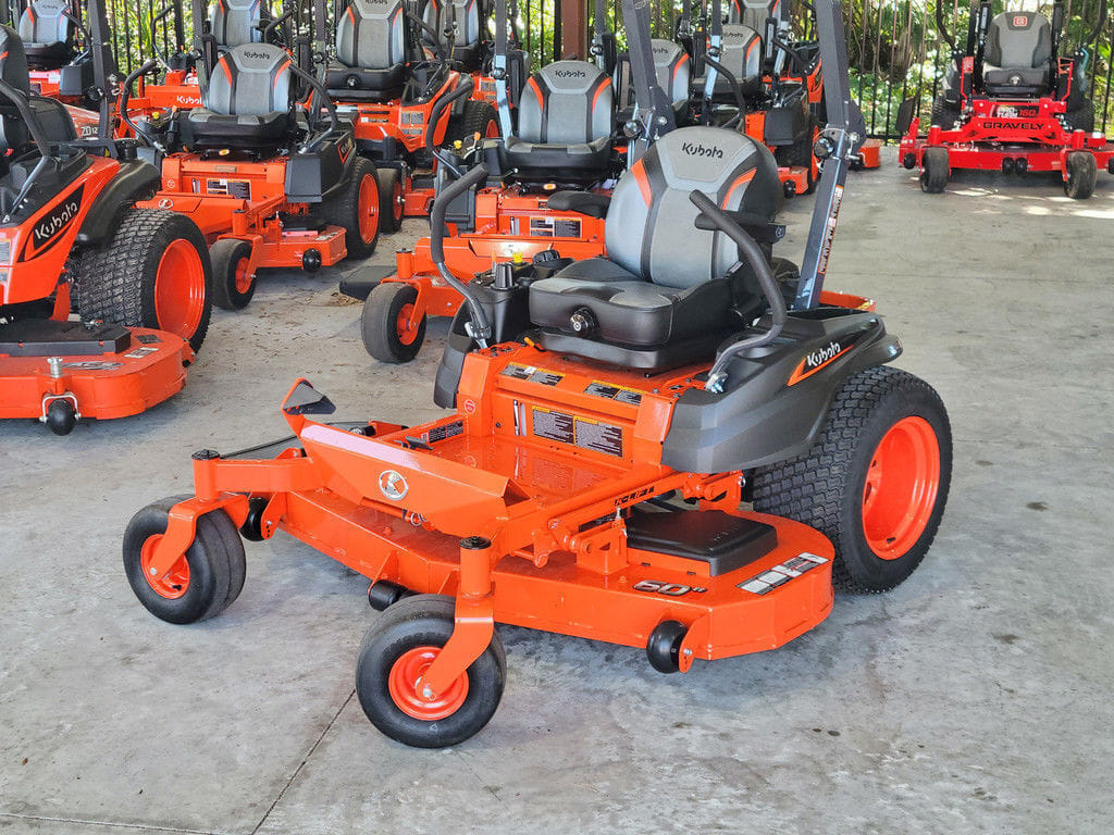 2025 Kubota Z422KWTNC-60 Equipment Image0